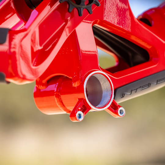 M1 Downhill Mountain Bike with threaded bottom bracket