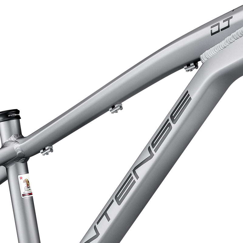 EXTERNAL CABLE ROUTING