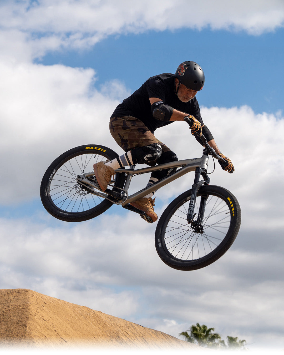 DJ Dirt Jump Mountain Bike | INTENSE – INTENSE Cycleworks LLC