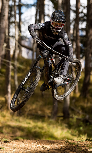 Enduro bike helmet deals