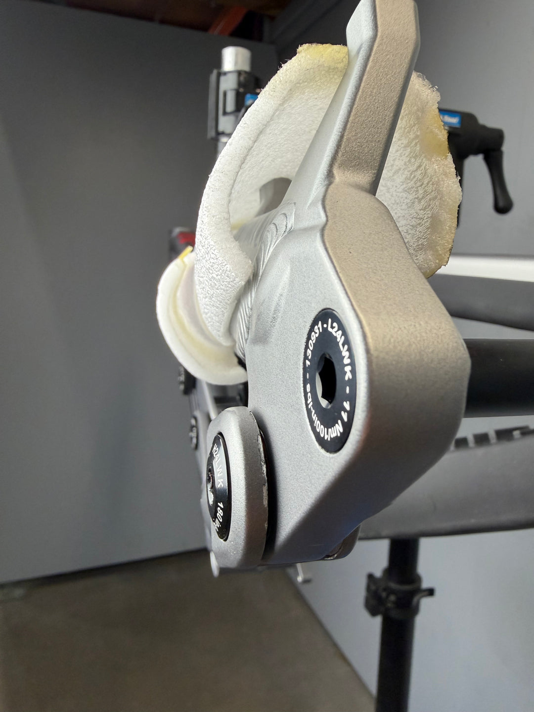 M1 FRAME TITANIUM GRAY- LARGE - BLEMISH