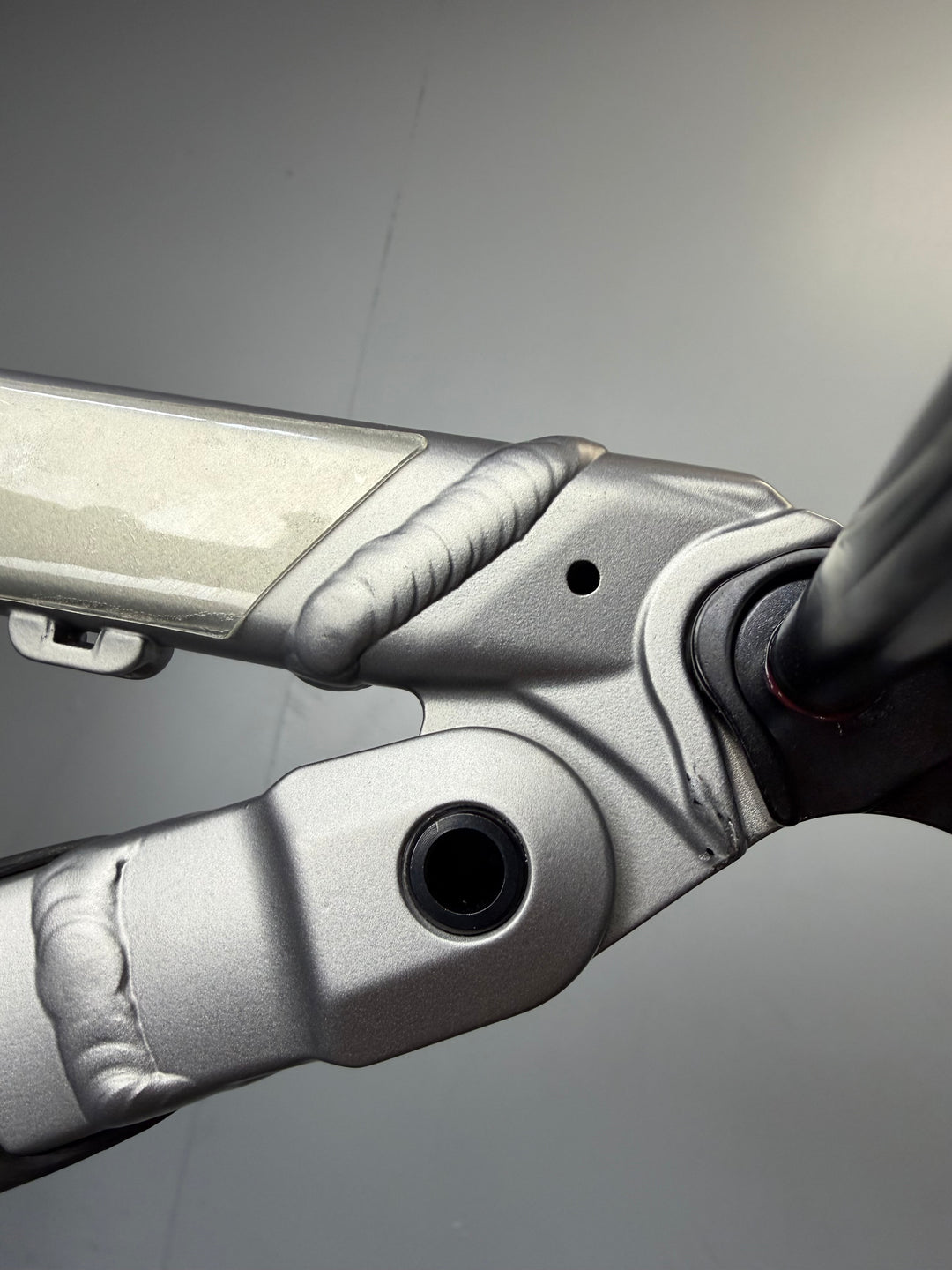 M1 FRAME TITANIUM GRAY- LARGE - BLEMISH