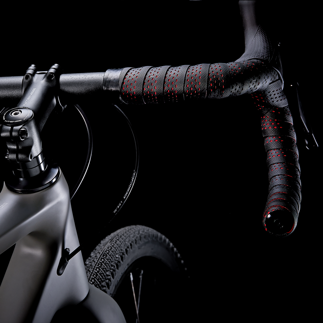 Carbon gravel bike sale hotsell
