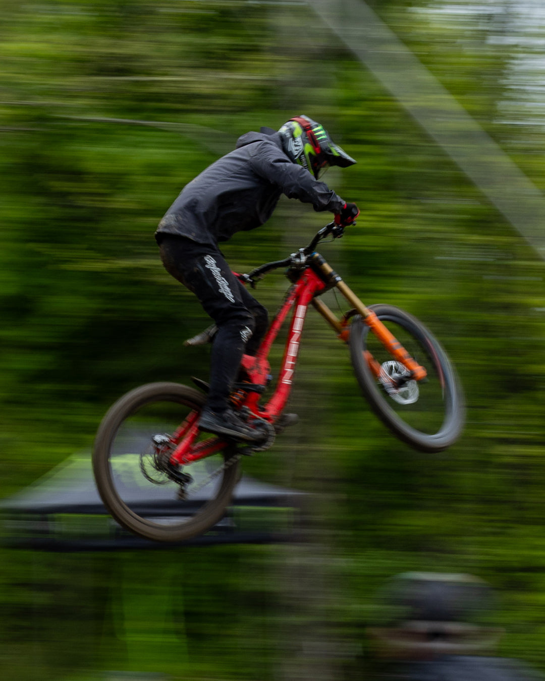 M1 Downhill Mountain Bike | INTENSE – INTENSE LLC