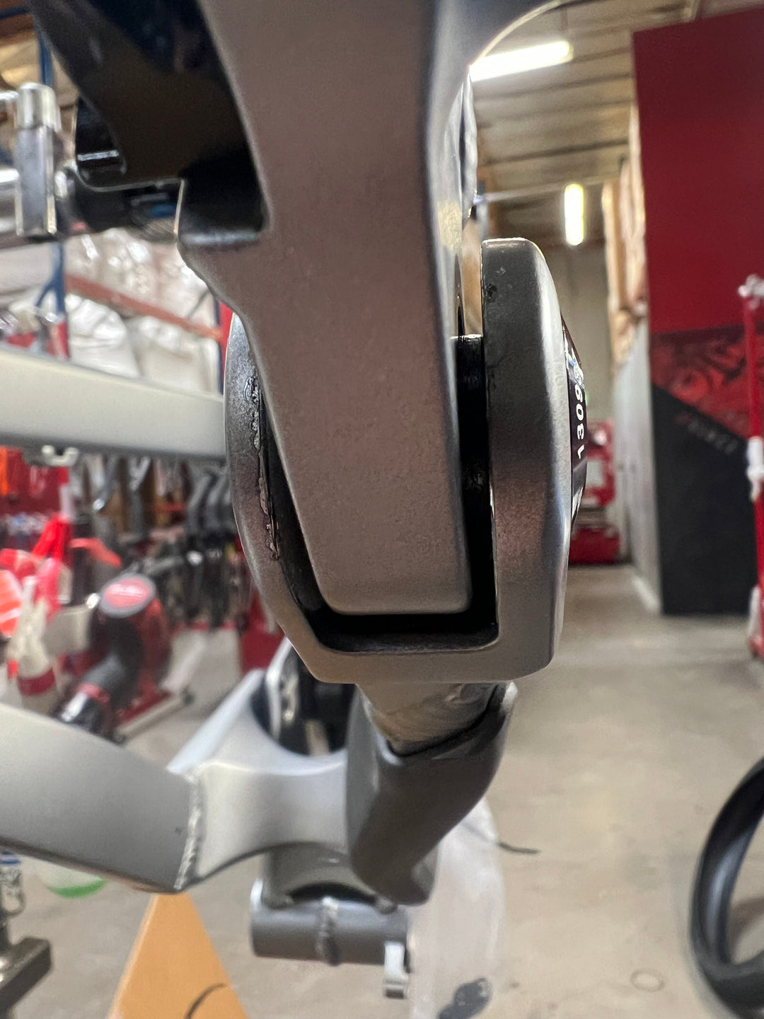 FRAME TITANIUM GRAY - XLARGE - BLEMISH