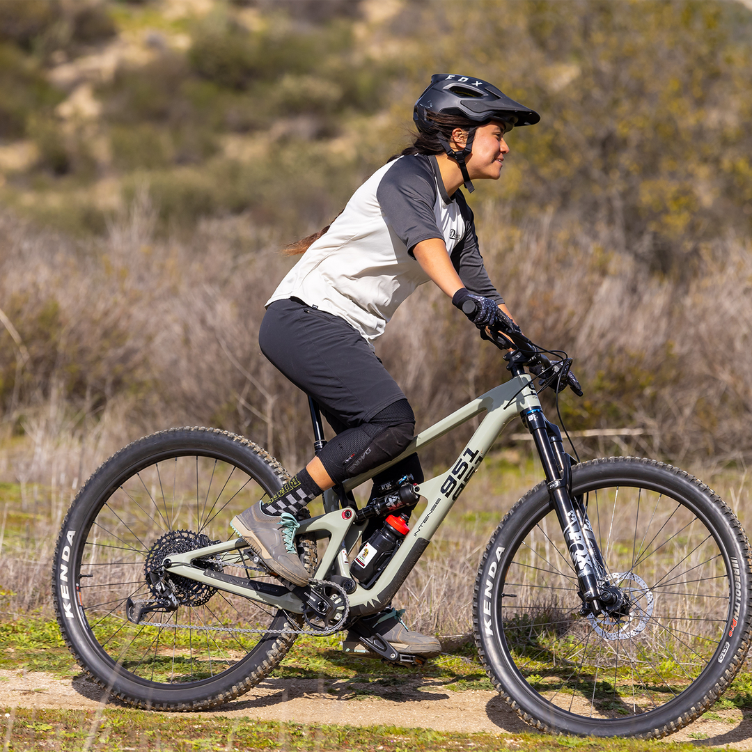 Downhill Mountain Best Mountain Bike Gadgets Intense Retro Dh